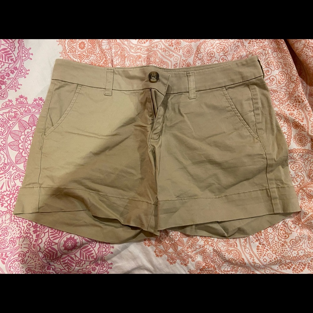 american eagle khaki midi shorts